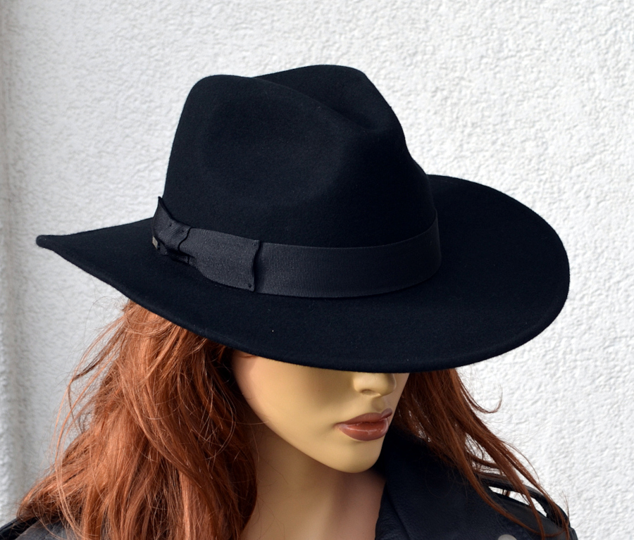 kapelusz-czarny-damski-801nkt-1.jpg